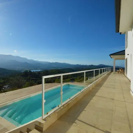 Avec Piscine Et Vue Panoramique Oletta (Corsica)