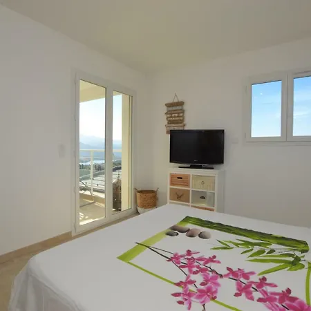 Vila Avec Piscine Et Vue Panoramique Oletta (Corsica)