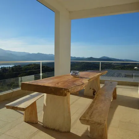 Avec Piscine Et Vue Panoramique Vila Oletta (Corsica)